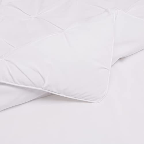 Amazon Basics Pinch Pleat Comforter Bedding Set