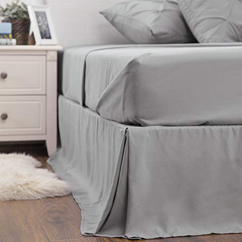 Bedsure Pintuck Queen Bed Set