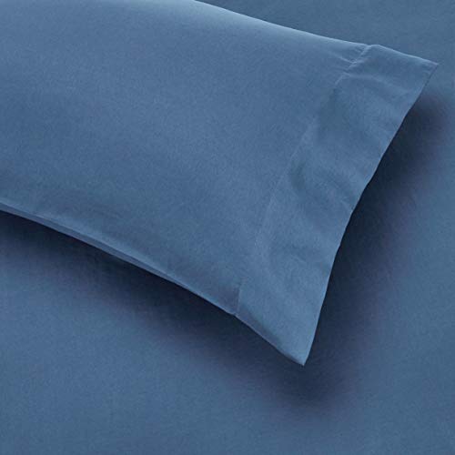 Amazon Basics Bedding Set