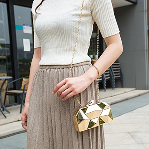Reberomantic Lattice Pattern Clutch