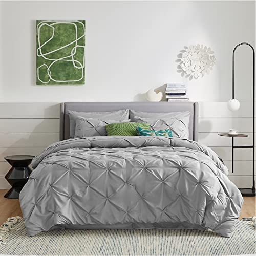 Bedsure Pintuck Queen Bed Set